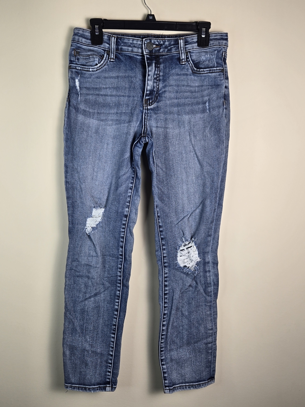 KUT from the Kloth "Catherine" high-rise boyfriend jeans in a blue wash Sz 8